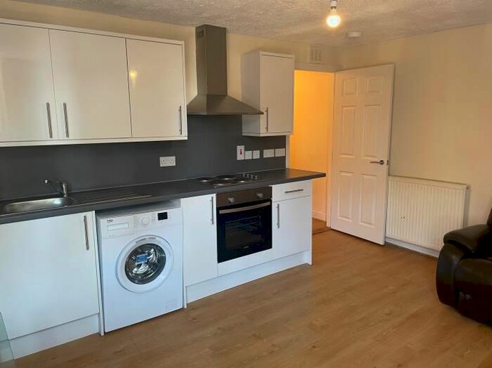 2 Bedroom Flat To Rent In Annfield Street, Dundee (Near Hawkhill), DD1