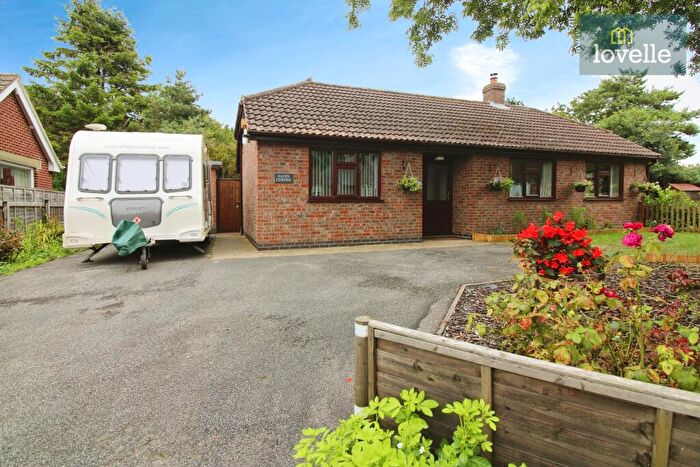 2 Bedroom Detached Bungalow For Sale In Main Road, Saltfleet, LN11