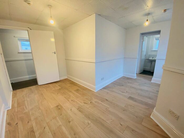 1 Bedroom Flat To Rent In Railway Terrace, Derby, DE1