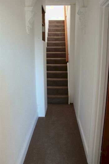 1 Bedroom Maisonette To Rent In B, London Road, Portsmouth, PO2