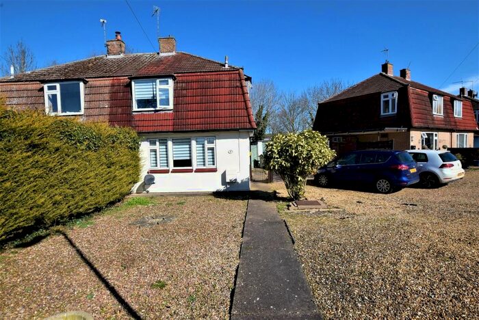 3 Bedroom Semi-Detached House For Sale In Burley Crescent, Oakham, LE15