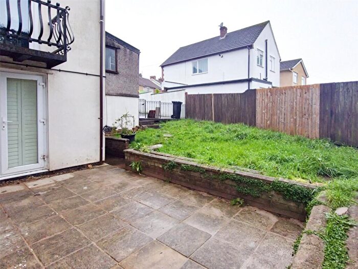 Studio To Rent In Cross Street, Bristol, Somerset, BS15
