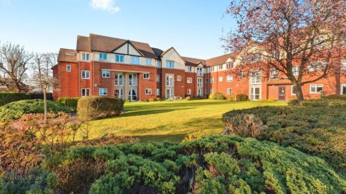 1 Bedroom Flat To Rent In Stratford Road, Hall Green, Birmingham, B28