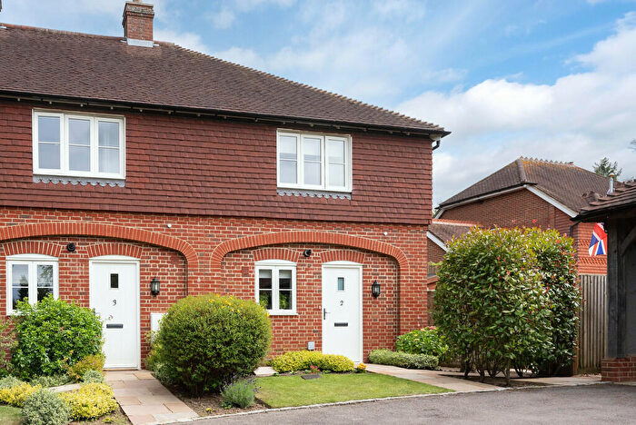 2 Bedroom End Of Terrace House For Sale In Kings Arms Court, Ockley, RH5