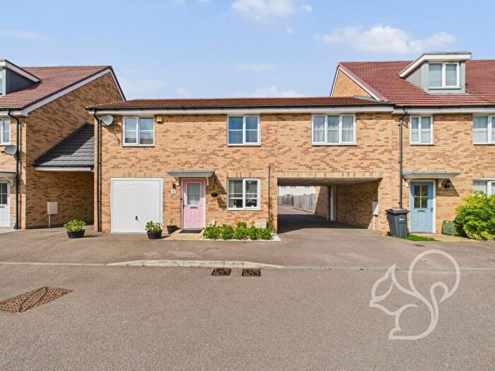 3 Bedroom Semi-Detached House For Sale In Duncombe Close, Witham, CM8