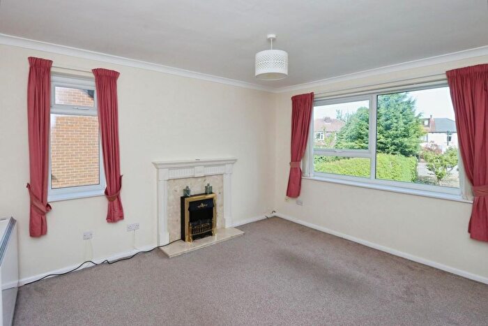 2 Bedroom Flat For Sale In Clover Court, Backmoor Road Sheffield, S8