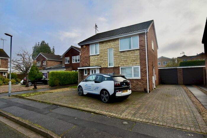 4 Bedroom Detached House To Rent In Obelisk Rise, Kingsthorpe, Northampton, NN2