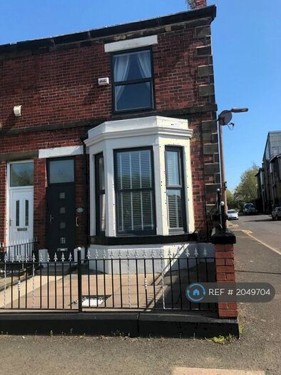 3 Bedroom End Of Terrace House To Rent In Millett Street, Bury, BL9