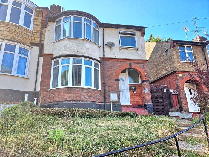 3 Bedroom Property To Rent In Farley Hill, Luton, LU1
