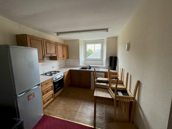 3 Bedroom Flat To Rent In Perth Road, Dundee, DD1