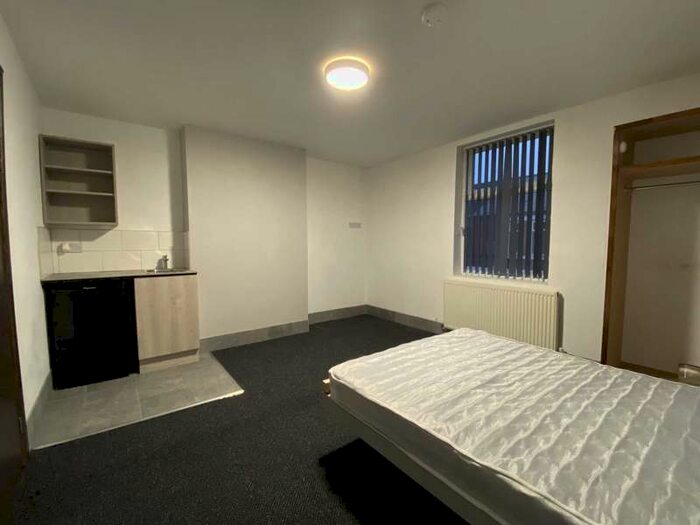 1 Bedroom Studio Flat To Rent In King Edward Road, Balby, DN4