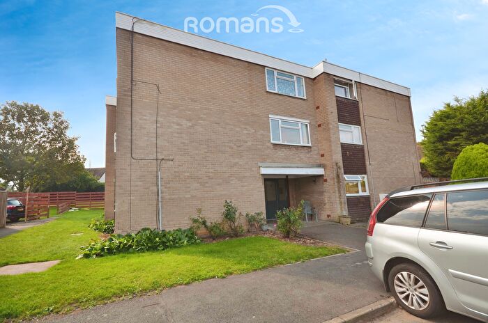 2 Bedroom Flat To Rent In Boarlands Close, Slough, SL1