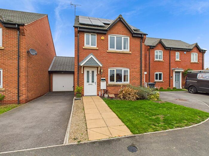 3 Bedroom Detached House For Sale In Lupin Close, Stenson Fields, DE24