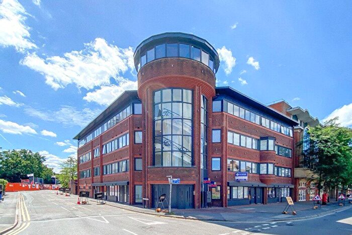 1 Bedroom Penthouse To Rent In Goldsworth Road, Woking, Surrey, GU21