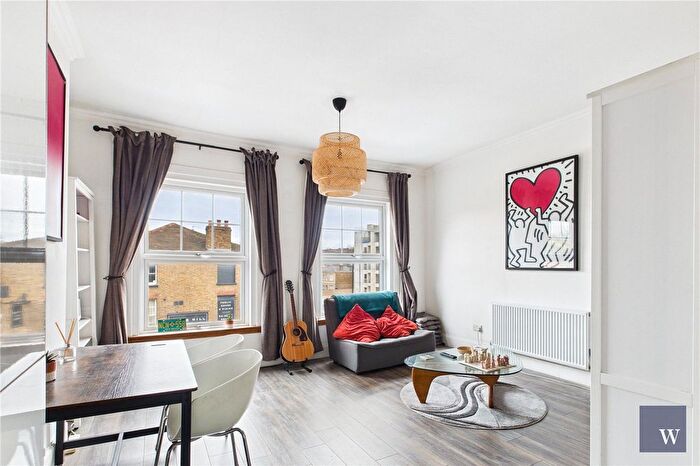 2 Bedroom Flat For Sale In Tulse Hill, London, SW2