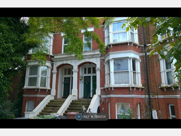1 Bedroom Flat To Rent In Whipps Cross Road, London, E11