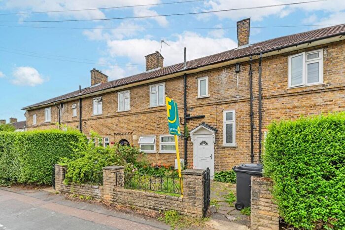 3 Bedroom House For Sale In Courtman Road, Tottenham, London, N17