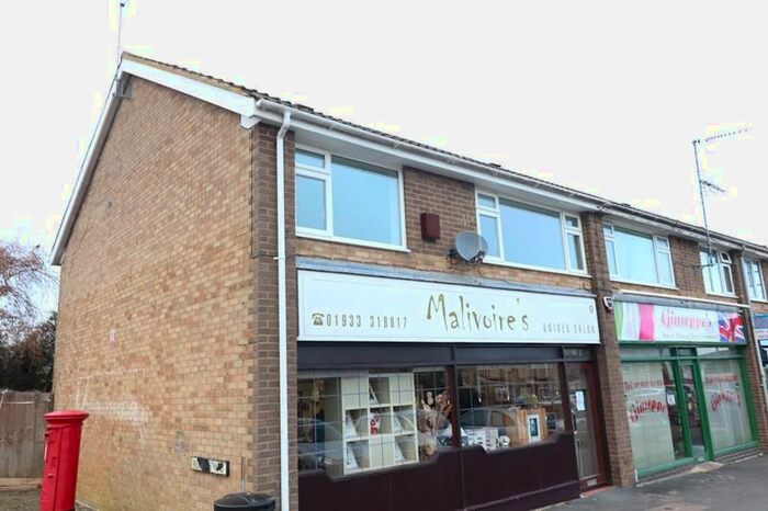 2 Bedroom Flat To Rent In Blackfriars, Rushden, NN10