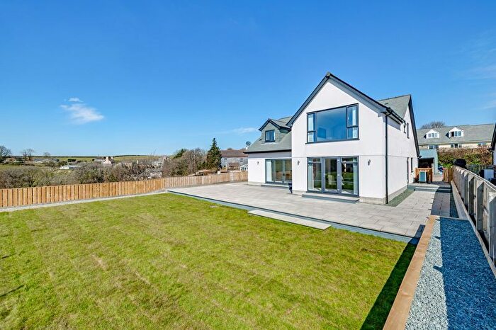 4 Bedroom Property For Sale In Trevelmond, Liskeard, PL14