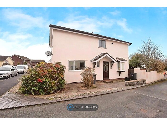 4 Bedroom Semi Detached House To Rent In Bridle Close, Paignton, TQ4