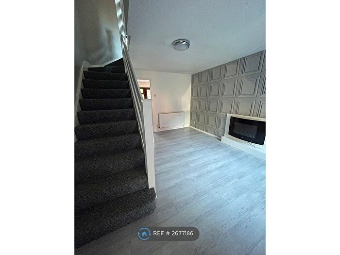 2 Bedroom Semi-Detached House To Rent In Jedburgh Avenue, Wolverhampton, WV6