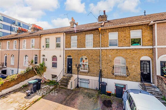 3 Bedroom Terraced House For Sale In Zion Place, Gravesend, Kent, DA12