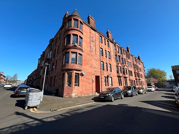 2 Bedroom Flat For Sale In Wilson Street, Renfrew, PA4