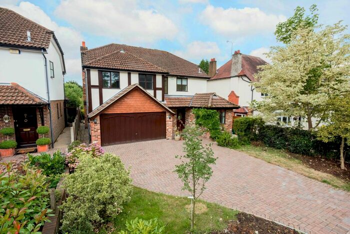 4 Bedroom Detached House To Rent In Woodcote Park Road, Epsom, KT18