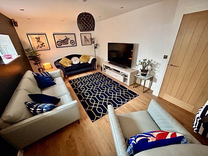 4 Bedroom Detached House For Sale In Queens Drive, Colwyn Bay, LL29