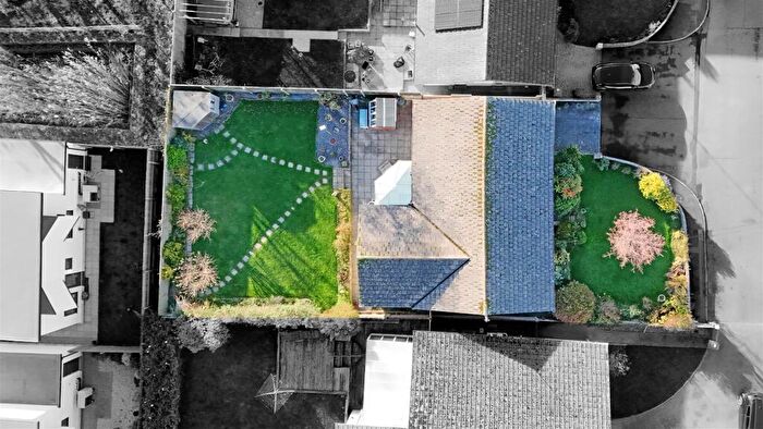 3 Bedroom Detached Bungalow For Sale In Allenstyle Close, Yelland, Barnstaple, EX31