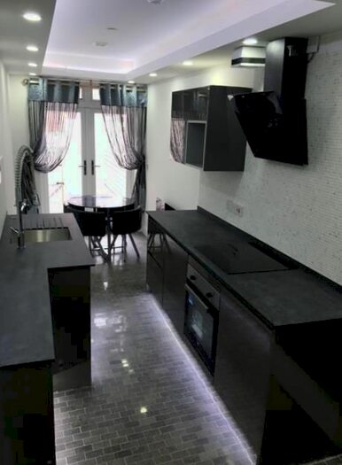 1 Bedroom Flat To Rent In The Parade, Roath, Cardiff, CF24