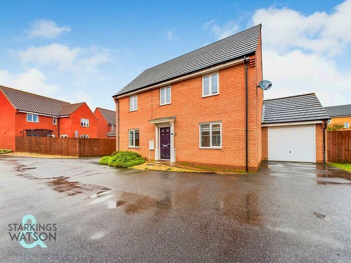 4 Bedroom Detached House To Rent In Foxhouse Road, Queens Hills, Costessey, NR8