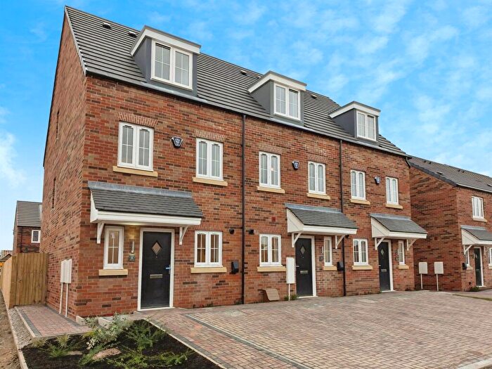 1 Bedroom End Of Terrace House For Sale In Bailey Close, Beverley, HU17