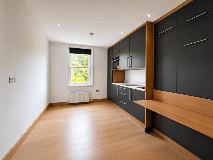 Studio To Rent In Elgin Road, Croydon, CR0