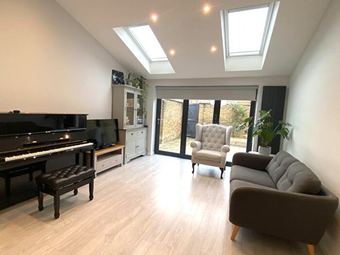 4 Bedroom Terraced House To Rent In Staffordshire Street, Cambridge, CB1