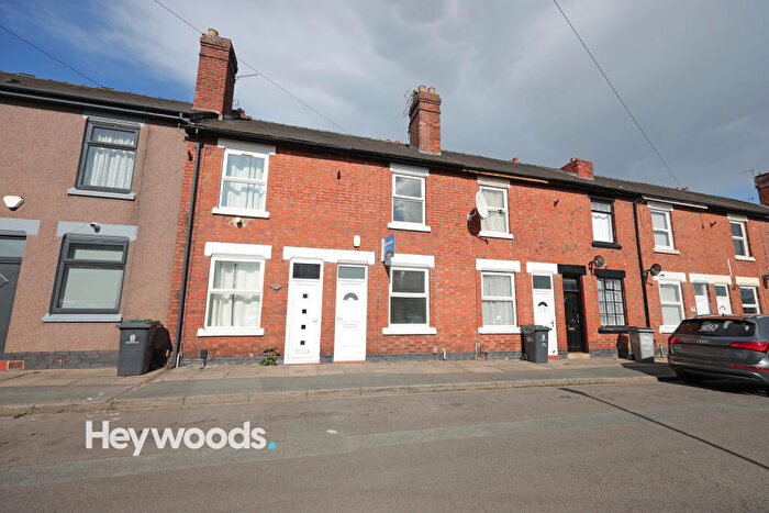 2 Bedroom Terraced House To Rent In Oldfield Street, Stoke-on-Trent, Staffordshire, ST4