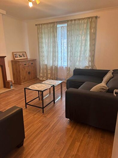 1 Bedroom Flat To Rent In Buckhurst House, Delmany Avenue, Holloway, N7