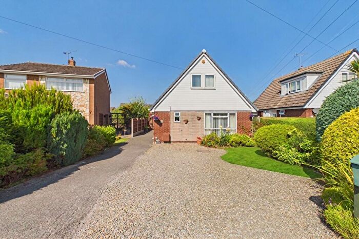 3 Bedroom Detached Bungalow For Sale In Palmerston Crescent, Hawarden, CH5