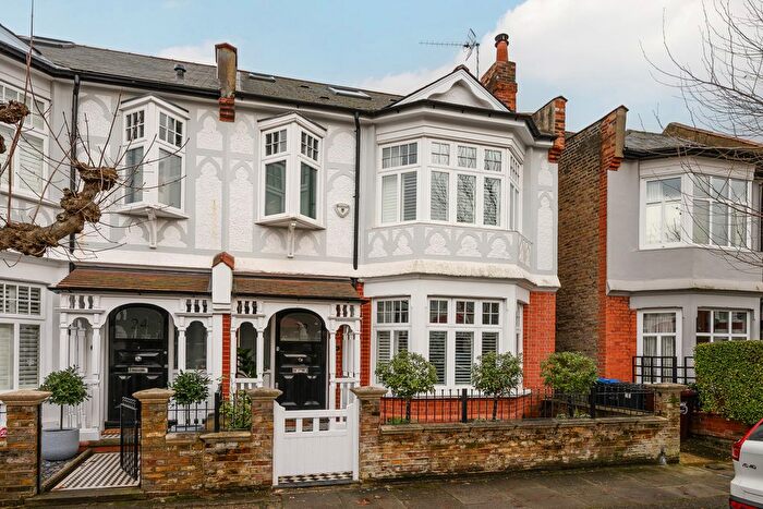 4 Bedroom Semi Detached House For Sale In Craven Gardens, Wimbledon, London, SW19