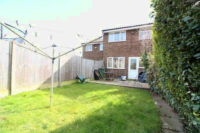 1 Bedroom Terraced House To Rent In Dunsmore Road, Luton, LU1