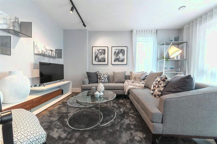 2 Bedroom Flat To Rent In Icon Tower, Acton, W3