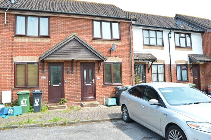 1 Bedroom End Of Terrace House To Rent In Godwin Close, West Ewell, Surrey, KT19