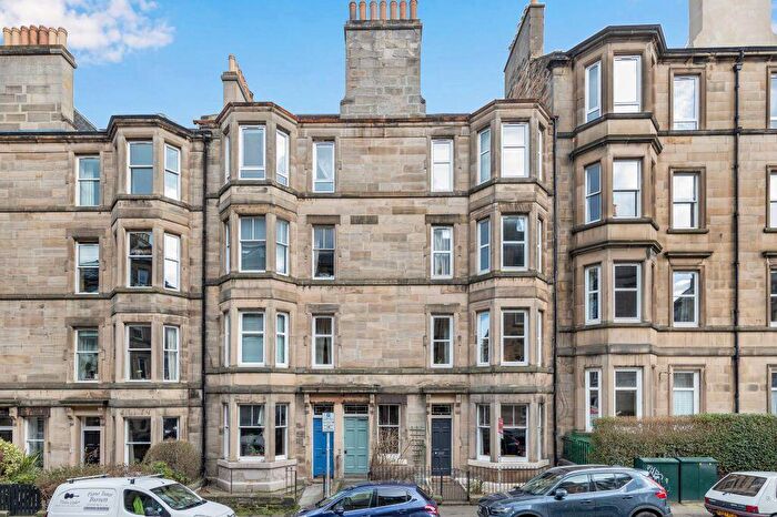 1 Bedroom Flat For Sale In / Mertoun Place, Polwarth, Edinburgh, EH11