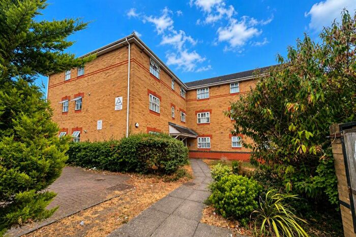 1 Bedroom Flat To Rent In Collier Close, Beckton, E6