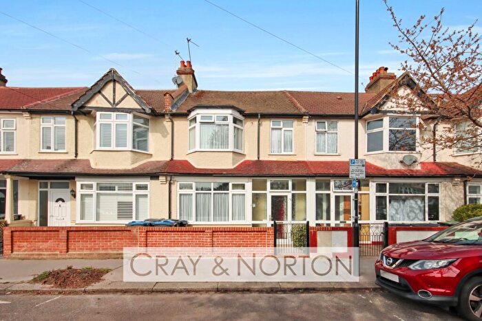 3 Bedroom Terraced House For Sale In Highbarrow Road, Addiscombe, CR0