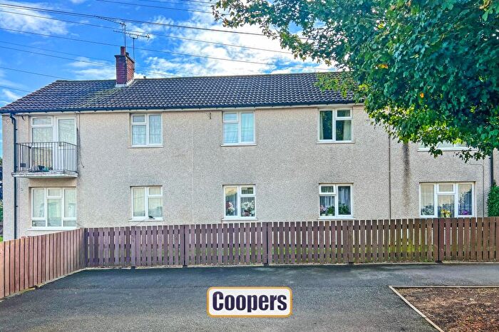 3 Bedroom Maisonette To Rent In Bridgecote, Coventry, CV3