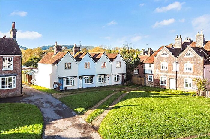 2 Bedroom Terraced House For Sale In The Spain, Petersfield, Hampshire, GU32