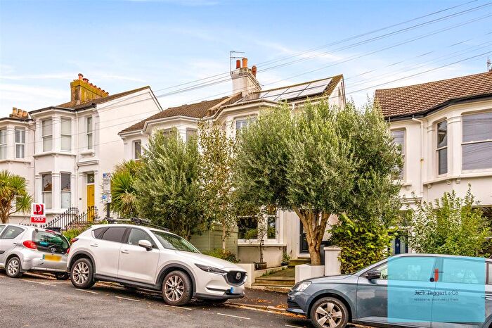 4 Bedroom Semi-detached House For Sale In Havelock Road, Brighton, BN1