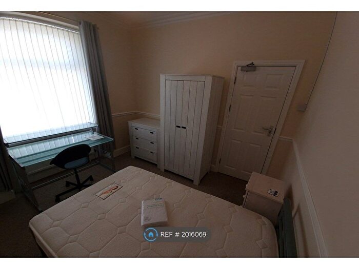 1 Bedroom Property To Rent In Kilvey Terrace, Swansea, SA1