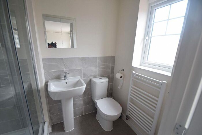 4 Bedroom Semi-Detached House To Rent In Centenary Way, Newport, TF10